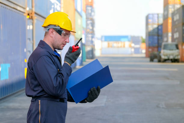 What are the benefits of outsourcing pharmaceutical cold storage solutions in Chicago, IL?