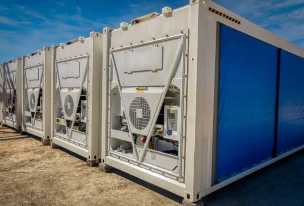 What is the ideal temperature range for storing pharmaceuticals in Chicago, IL?